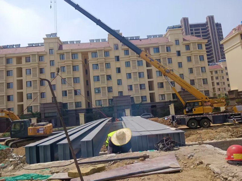 Liweiyuan design, utvikling og installasjon av stålbroer